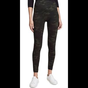 SPANX Dark Camo legging gray, black, and dark green. Small